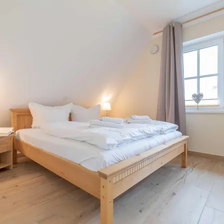Reetdachhaus We 03 